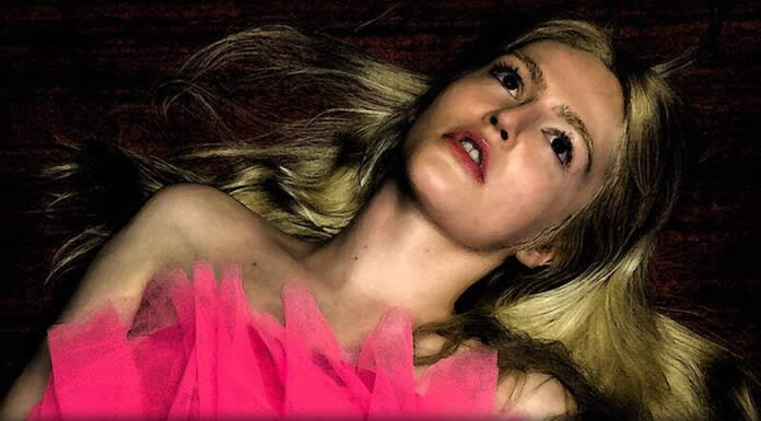 Sophia Marie Presenta Su Nuevo EP: “The Expatriate, Immortalized” Sophia Marie Presenta Su Nuevo EP: "The Expatriate, Immortalized"