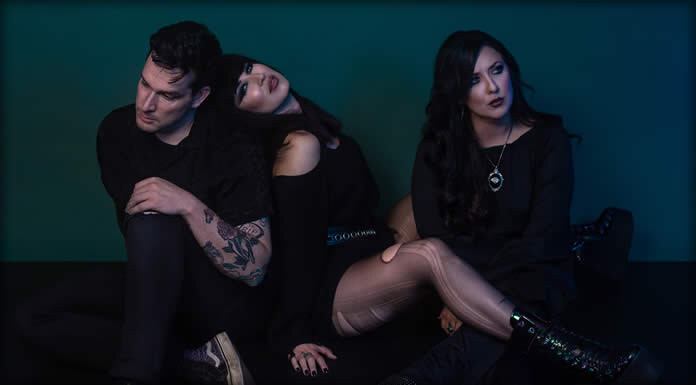 Soraia Presenta El Video Oficial En Vivo De: "Jokers, Thieves And Liars"