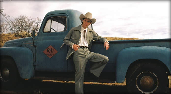 Hayden Pedigo Presenta Su Nuevo Sencillo Y Video: “Elsewhere” Hayden Pedigo Presenta Su Nuevo Sencillo Y Video: "Elsewhere"