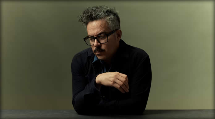 M. Ward Presenta Su Nuevo Sencillo Y Video: "Supernatural Thing"
