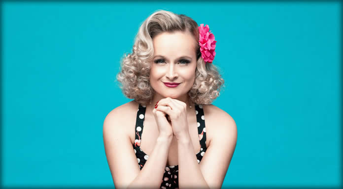 Miss Tammy Darling Presenta Su Nuevo Sencillo: "Electric Love"