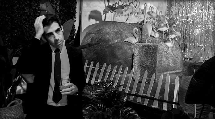 Roman Angelos Presenta Su Nuevo Sencillo Y Video: "Swimming Through The Aisles (Teeming Mix)" Scott Solter Remix