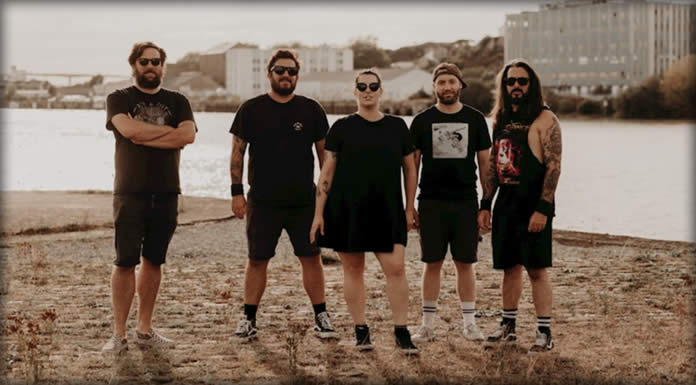 The Dead Krazukies Presentan Su Nuevo Sencillo: “Maniac” The Dead Krazukies Presentan Su Nuevo Sencillo: "Maniac"