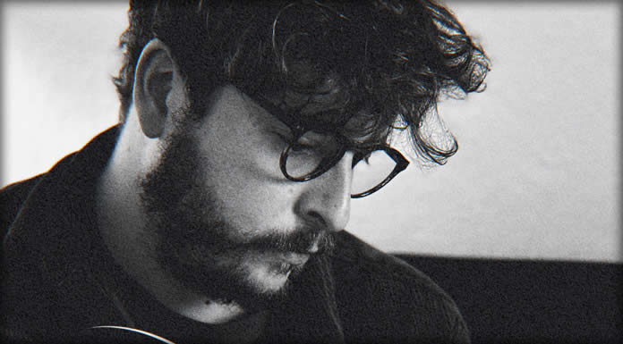 Ed Prosek Prseenta Su Nuevo Sencillo: “Man Overboard” Ed Prosek Prseenta Su Nuevo Sencillo: "Man Overboard"