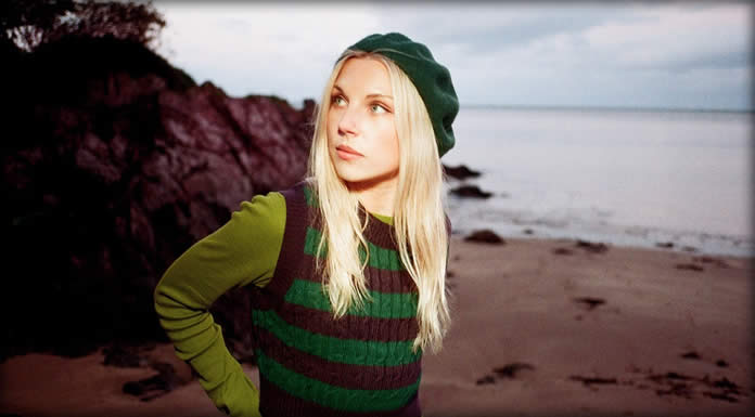 Lucy Gaffney Presenta Su Nuevo Sencillo Y Video: “Daydream In Tokyo” Lucy Gaffney Presenta Su Nuevo Sencillo Y Video: "Daydream In Tokyo"