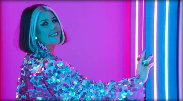 PHELLY Presenta Su Nuevo Sencillo: “Sen Blir Du Stark” PHELLY Presenta Su Nuevo Sencillo: “Sen Blir Du Stark”