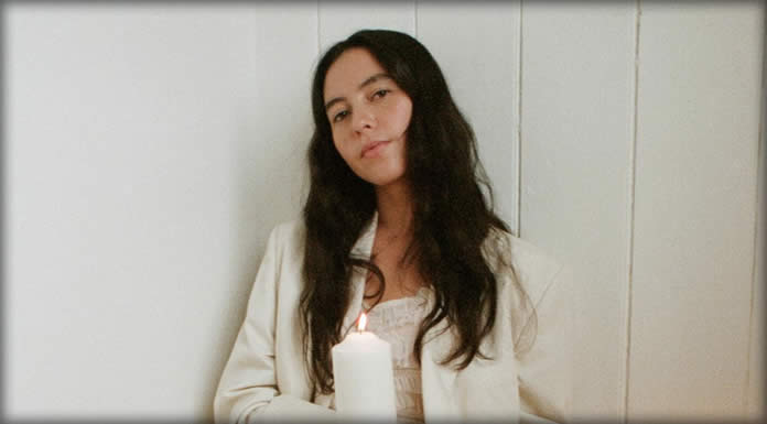 Sandrayati Presenta Versión Alternativa En Vivo De Su Sencillo: “Smoke” Sandrayati Presenta Versión Alternativa En Vivo De Su Sencillo: "Smoke"