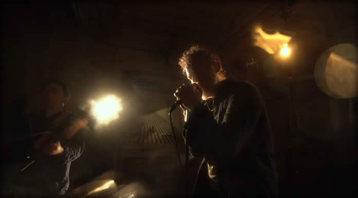 Glen Hansard Presenta Su Nuevo Sencillo Y Video: “The Feast Of St. John” Ft. Warren Ellis Glen Hansard Presenta Su Nuevo Sencillo Y Video: "The Feast Of St. John" Ft. Warren Ellis