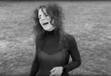 Lovina Falls Presenta Su Nuevo Sencillo Y Video: "On Your Side"