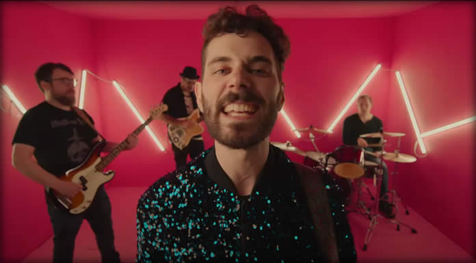 Microcosms Presenta Su Nuevo Sencillo: "Great Country"