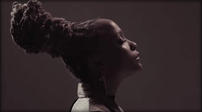 Sa-Roc Presenta Su Nuevo Sencillo Y Video: “Talk To Me Nice” Sa-Roc Presenta Su Nuevo Sencillo Y Video: "Talk To Me Nice"