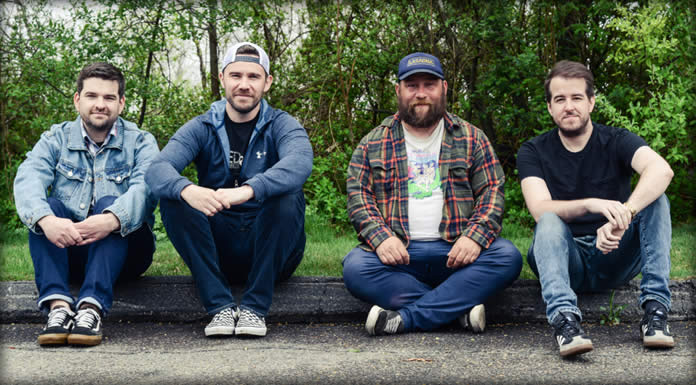 American Thrills Presenta Su Nuevo Sencillo Y Video: “Hungover In Church” American Thrills Presenta Su Nuevo Sencillo Y Video: "Hungover In Church"