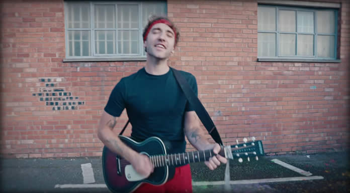 Banners Presenta Su Nuevo Sencillo Y Video: "C’est La Vie"