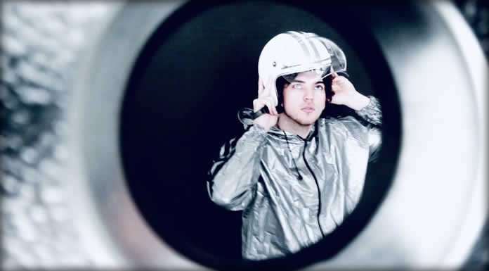 Cade Hoppe Presenta Su Nuevo Sencillo: “Only Human” Cade Hoppe Presenta Su Nuevo Sencillo: "Only Human"