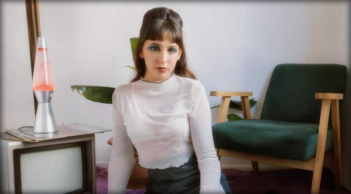 Eli Presenta Su Sencillo Debut Como Solista: “Dilema” Ft. Rulo Eli Presenta Su Sencillo Debut Como Solista: “Dilema” Ft. Rulo