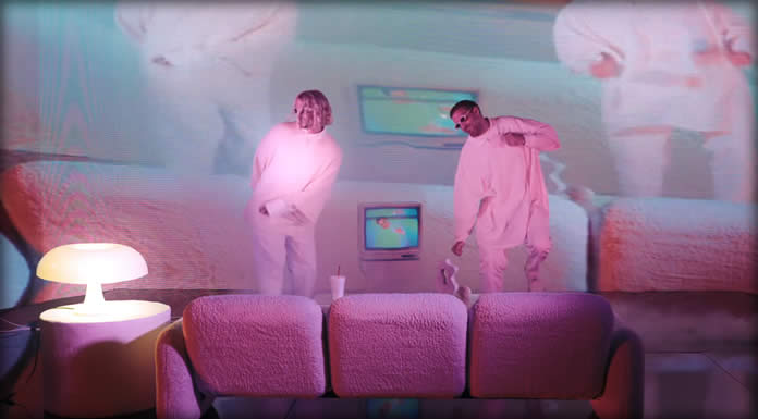 Neil Frances Presenta Su Nuevo Sencillo Y Video: "Standing My Ground"