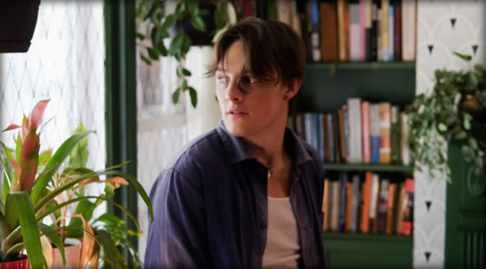 Thomas Day Presenta Su Nuevo Sencillo Y Video: “Gravity” Thomas Day Presenta Su Nuevo Sencillo Y Video: "Gravity"