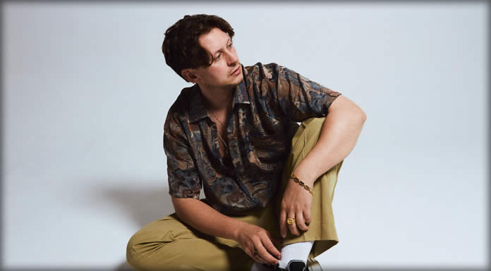 Barry Can’t Swim Presenta Su Nuevo Sencillo Y Video: “Deadbeat Gospel” Barry Can't Swim Presenta Su Nuevo Sencillo Y Video: “Deadbeat Gospel”