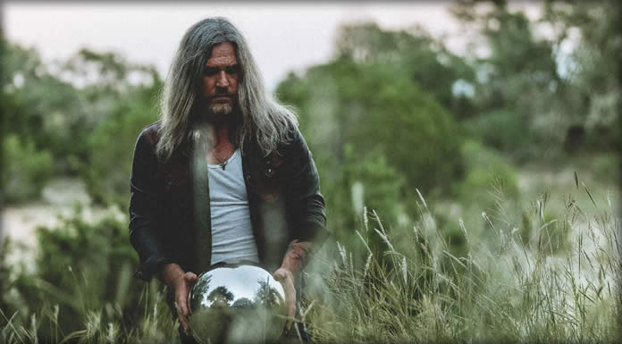 Israel Nash Presenta Su Nuevo Sencillo Y Lyric Video: "Can't Stop"