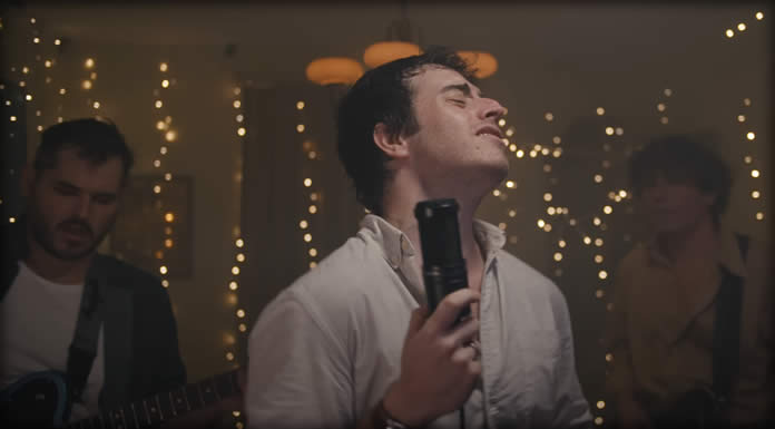 Nicotine Dolls Presentan Su Nuevo Sencillo Y Video: “Slip” Nicotine Dolls Presentan Su Nuevo Sencillo Y Video: "Slip"