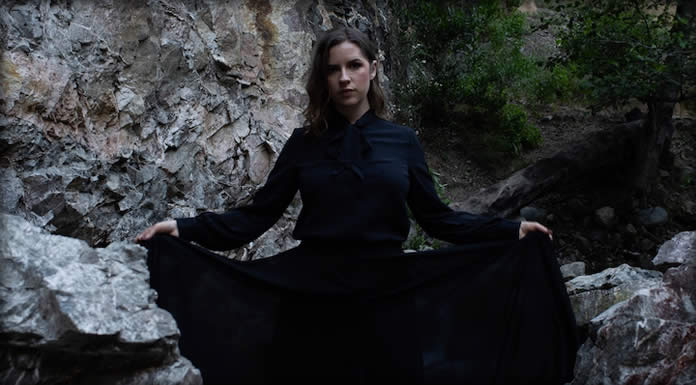 SPELLES Presenta Su Nuevo Sencillo Y Video: “Beginnings And Endings” SPELLES Presenta Su Nuevo Sencillo Y Video: "Beginnings And Endings"