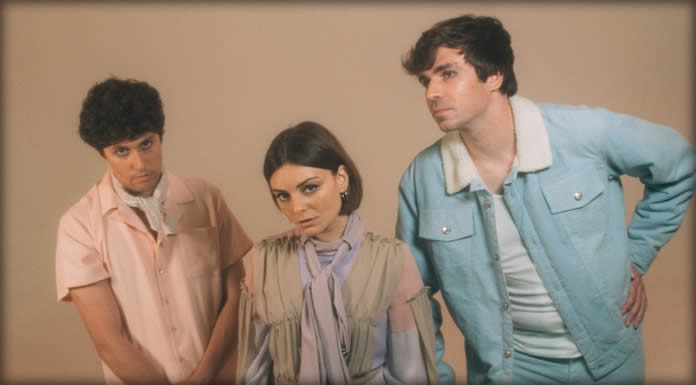 The Death Of Robert Presenta Su Nuevo Sencillo Y Lyric Video: “Polar Kisses” The Death Of Robert Presenta Su Nuevo Sencillo Y Lyric Video: "Polar Kisses"