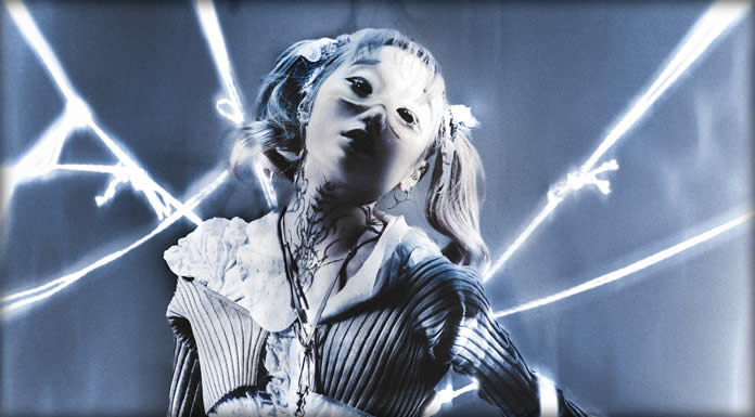 Yeule Presenta Su Nuevo Sencillo: “Softscars”