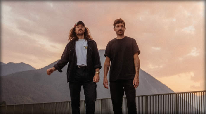 Amistat Presenta Su Nuevo Sencillo Y Video: “Same Old Eyes” Amistat Presenta Su Nuevo Sencillo Y Video: “Same Old Eyes”