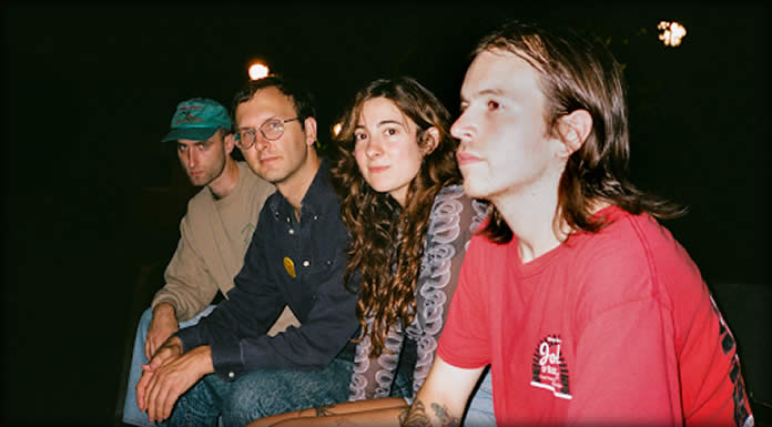 Hotline TNT Presenta Su Nuevo Sencillo: “Out Of Town” Hotline TNT Presenta Su Nuevo Sencillo: "Out Of Town"