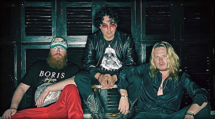 The Dionysus Effect Presenta Su Nuevo Sencillo: “Everything The Darkness Eats” The Dionysus Effect Presenta Su Nuevo Sencillo: "Everything The Darkness Eats"