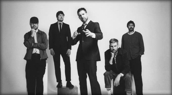 Kaiser Chiefs Presentan Su Nuevo Sencillo: "Burning In Flames"