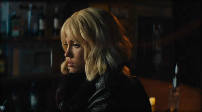 Stela Cole Presenta Su Nuevo Sencillo Y Video: "Die Hard"