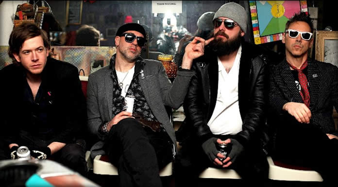 BAABES Presenta Su Nuevo Doble Sencillo: "Dynamite Disco" +Video & "Baby Have You Seen My Gun"