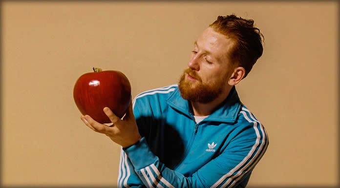 Willie J Healey Presenta Su Nuevo Sencillo Y Video: "The Apple"