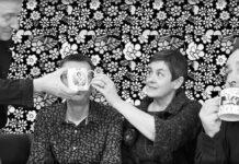 Brian Bilston And The Catenary Wires Presentan Su Nuevo Sencillo Alexa, What Is There To Know About Love