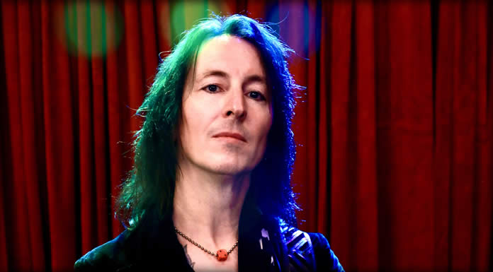 Kurt Frohlich Presenta Su Nuevo Sencillo: "Worry"