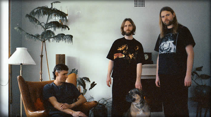 Poptones Presenta Su Nuevo Sencillo Y Video: "Skin Of Sea"