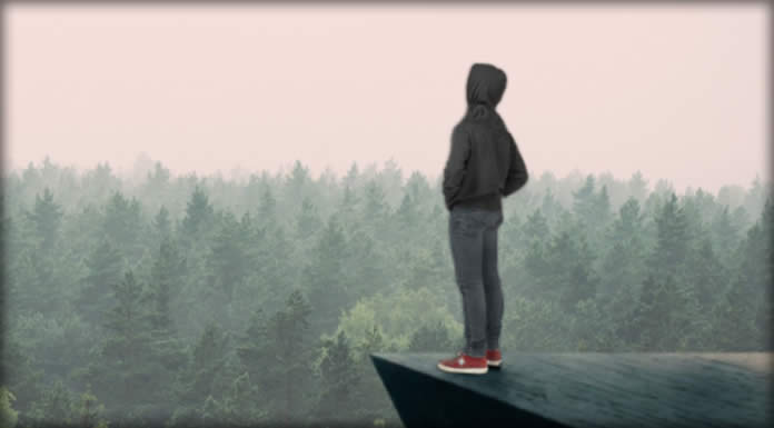 Reverend Genes Presenta Su Nuevo Sencillo Y Video: "I Know You Know"