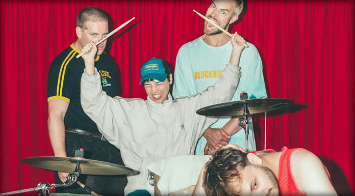 Divorce Presenta Su Nuevo Sencillo Y Video: “O Calamity” Divorce Presenta Su Nuevo Sencillo Y Video: "O Calamity"