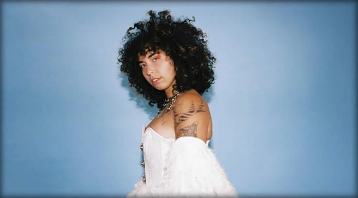 Indigo De Souza Presenta Su Nuevo Álbum: "Precipice"