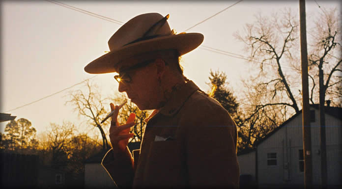 Micah P. Hinson Presenta El Video Oficial De Su Nuevo Sencillo: “Oh, Sleepyhead!” Micah P. Hinson Presenta El Video Oficial De Su Nuevo Sencillo: "Oh, Sleepyhead!"