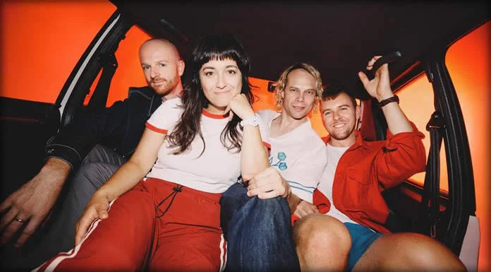 The Beths Presentan Su Nuevo Sencillo Y Video: “Mother, Pray For Me” The Beths Presentan Su Nuevo Sencillo Y Video: "Mother, Pray For Me"