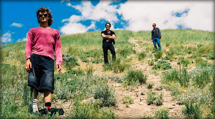 The Moss Presenta Su Nuevo Sencillo: "Darkness"