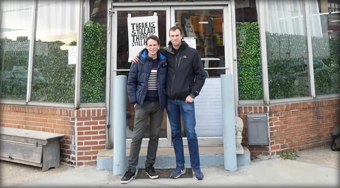 Frog Presenta Su Nuevo Sencillo: “Bitten By My Love Var. XI” Frog Presenta Su Nuevo Sencillo: “Bitten By My Love Var. XI”