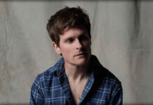 Tom Speight Presenta Su Nuevo Sencillo Y Video: “Buzzing” Tom Speight Presenta Su Nuevo Sencillo Y Video: "Buzzing"