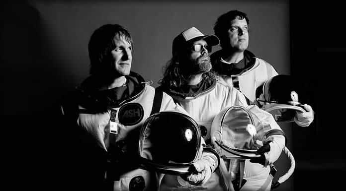 Ash Presenta Su Nuevo Doble Sencillo: "Fun People" Ft. Graham Coxon Y "Which One Do You Want?" + Video