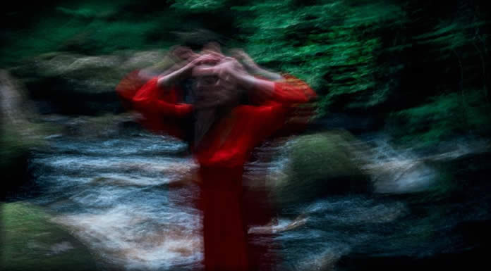 Iona Zajac Presenta Su Nuevo Sencillo Y Video: "Dilute"