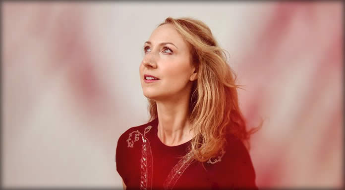 Jessie Kilguss Presenta Su Nuevo Sencillo: "Howard Johnson’s"