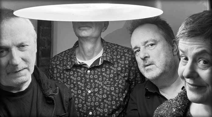 Brian Bilston And The Catenary Wires Presentan Su Nuevo Sencillo Y Video: "Might Have, Might Not Have"