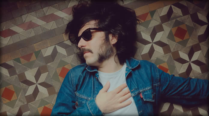 Chico Jorge Presenta Su Álbum Debut: "Uno De Esos Días" Y El Video Oficial De "¿Dónde Está Mi Corazón?"